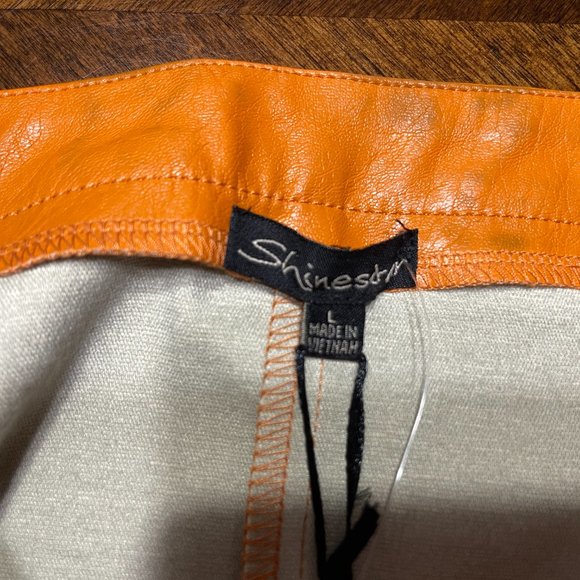 SHINESTAR Mini Skirt. Color orange. Faux Leather. Size L - Picture 9 of 11